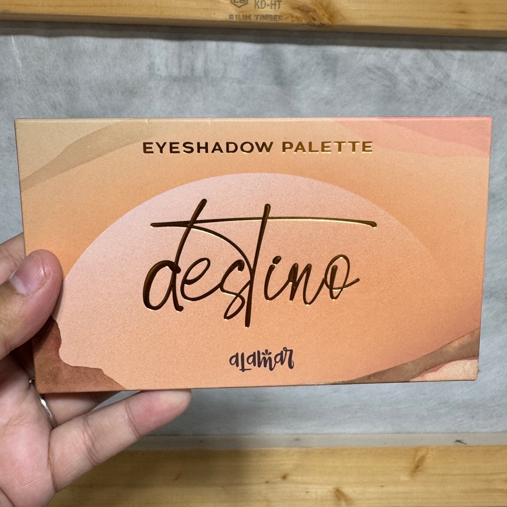 Alamar Destino Palette in Warm Tones